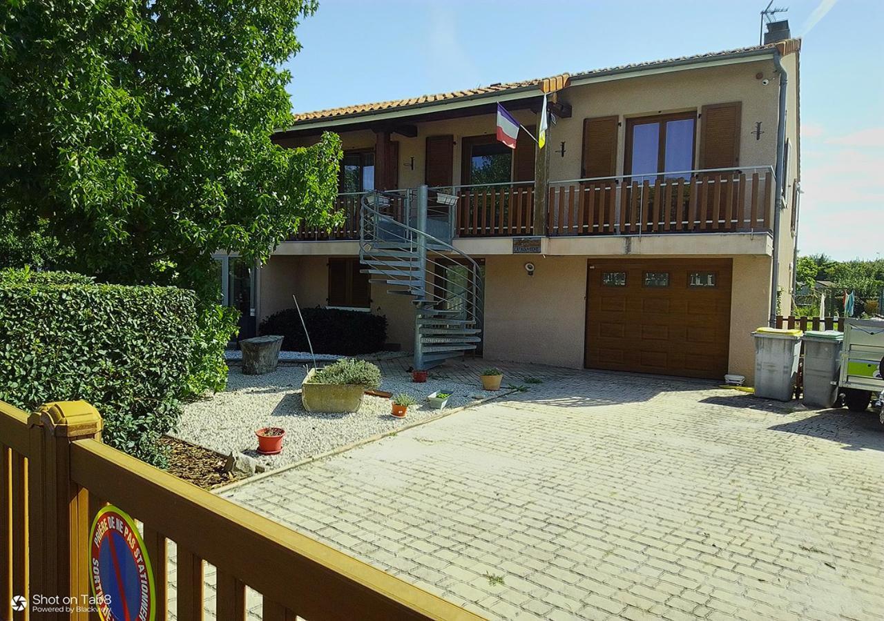 La Bouviere Apartamento Aulnat Exterior foto
